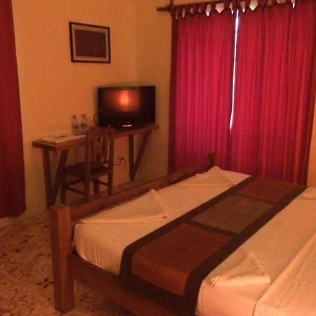 Mea Culpa Kampot Hotel Екстериор снимка