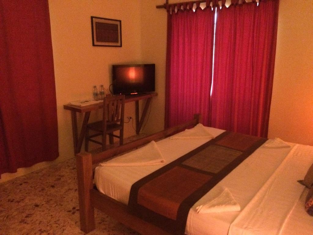 Mea Culpa Kampot Hotel Екстериор снимка