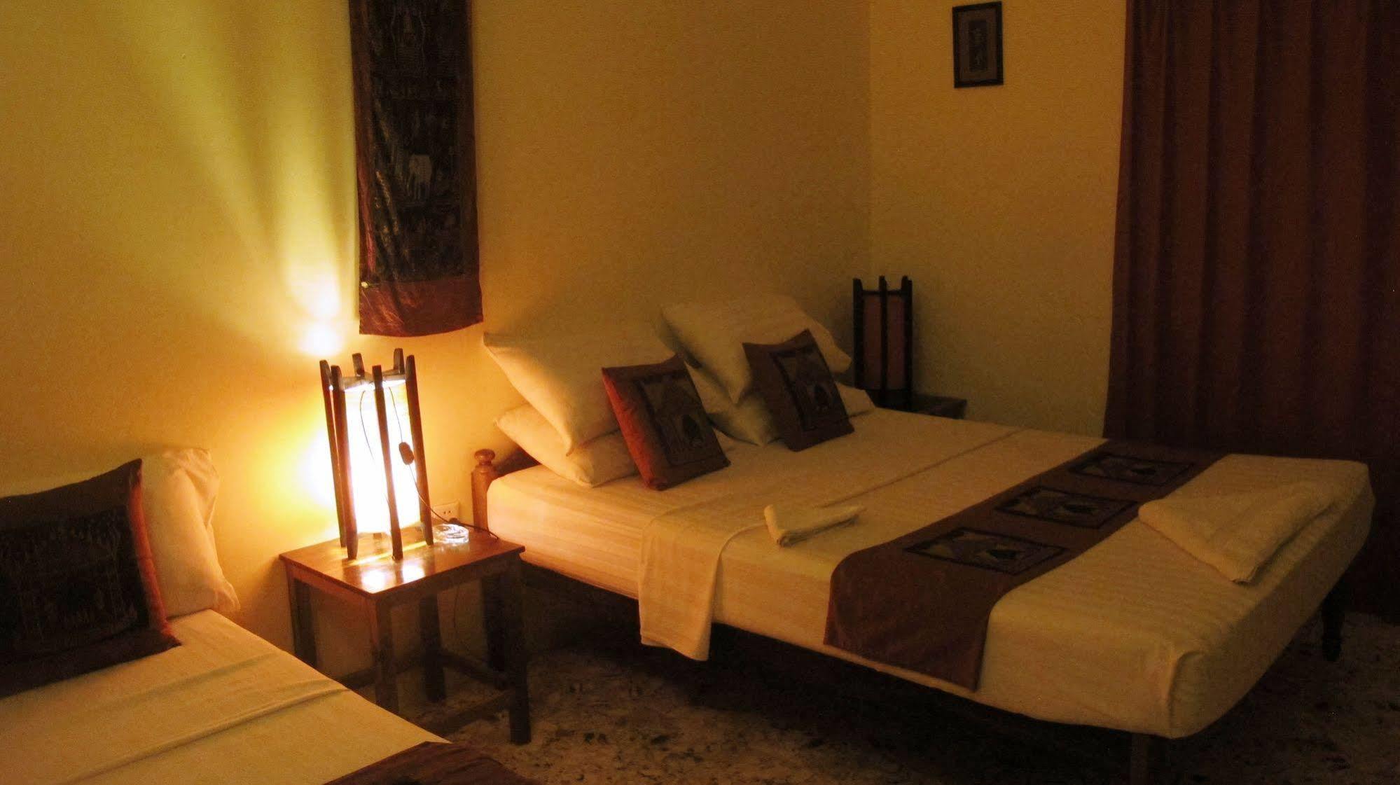 Mea Culpa Kampot Hotel Екстериор снимка