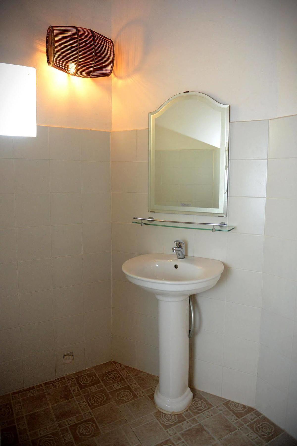 Mea Culpa Kampot Hotel Екстериор снимка